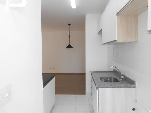 Apartamento para Venda em Carapicuíba - 4